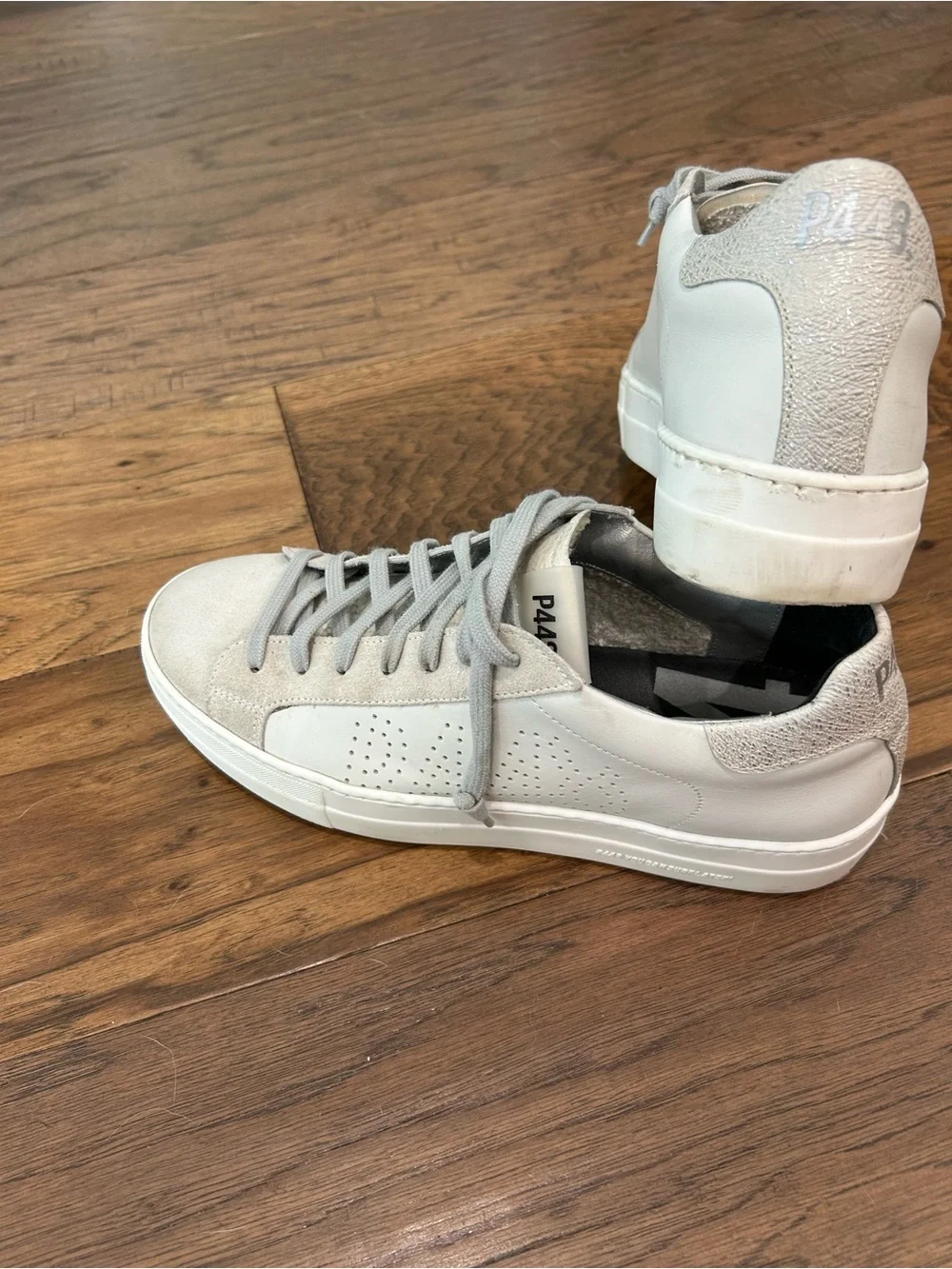 Women P448 Sneakers in Light Gray and White. Excellent condition Size 9